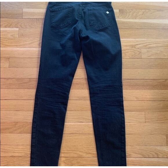Kate Spade NY Black Seize the Day‎ Browne St Gold Spade Emblem Jeans Sz 26 - Picture 5 of 11